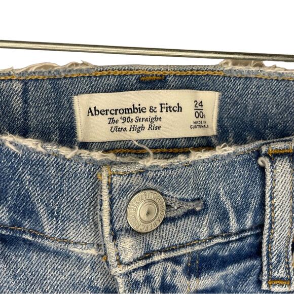 Abercrombie & Fitch The 90s Straight Leg Ultra High Rise Distressed Denim Jeans - Picture 2 of 3